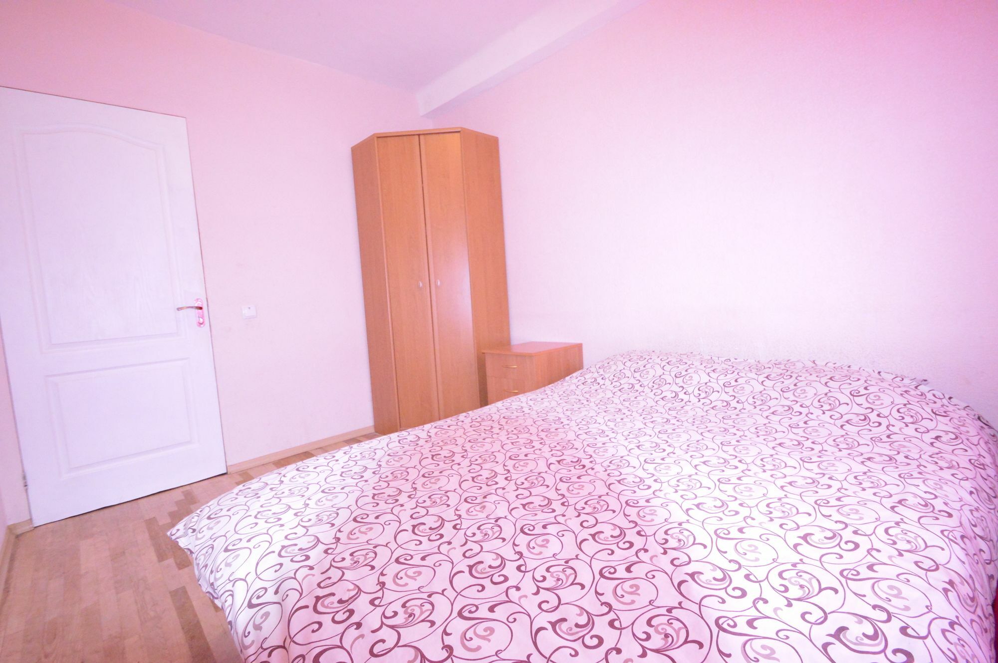 Guest House Otradny For 3 Rooms Киев Екстериор снимка